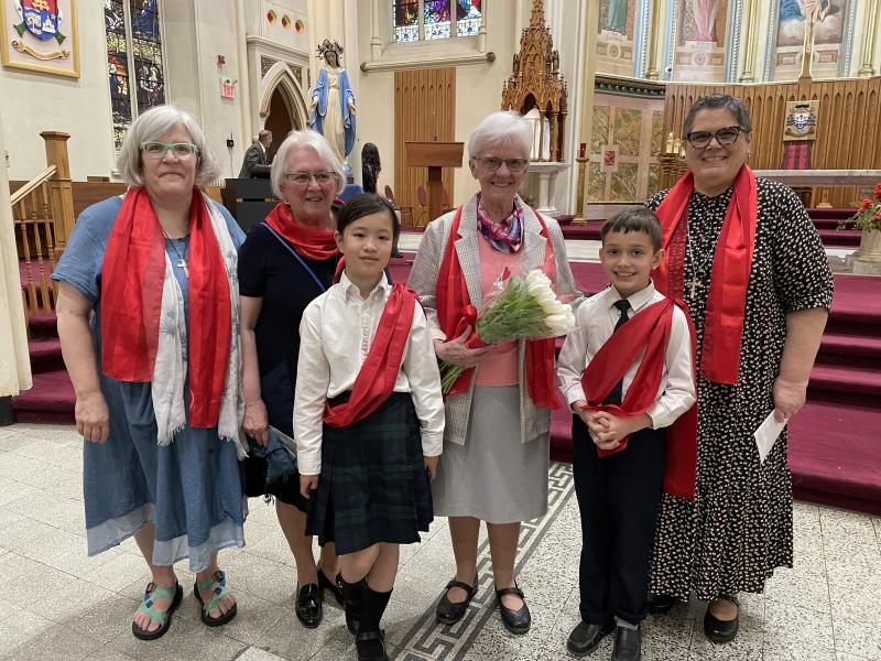 RSCJ with students at Anniversary Mass (Photo by Barb Martell) RSCJ with students at Anniversary Mass (Photo by Barb Martell)